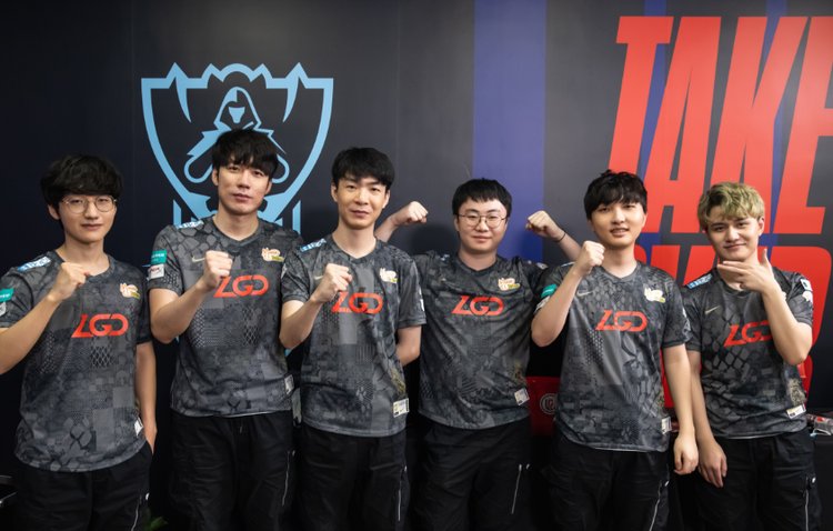 乌美两国的 乌美两国的