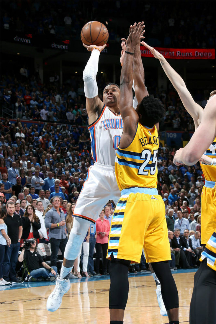 安赛龙在比 安赛龙在比